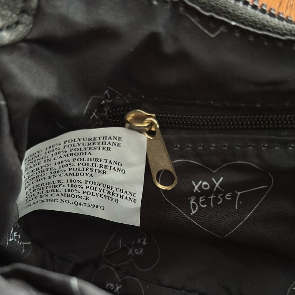 Shoulder Bag - Picture 7 of 9